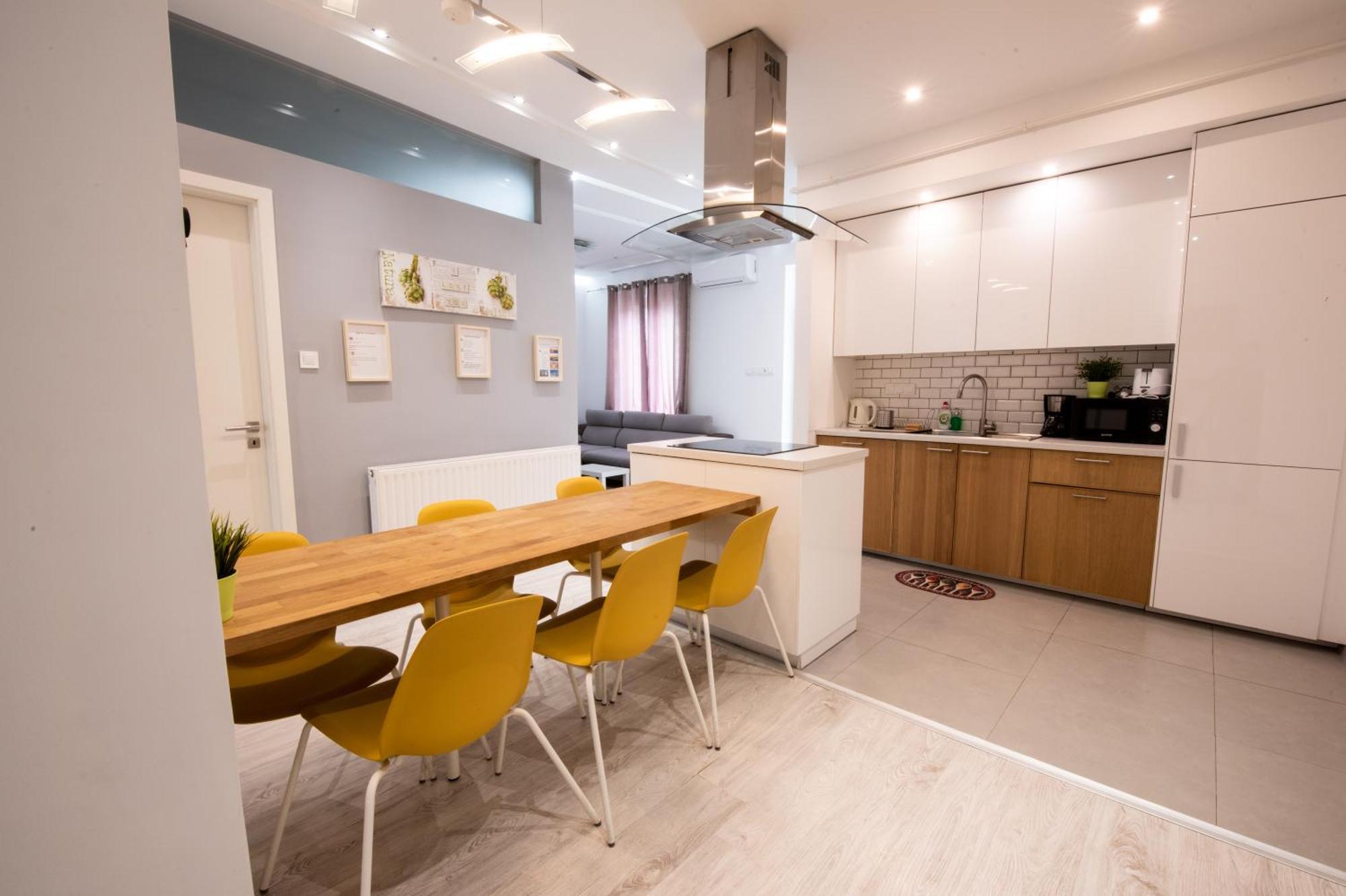 Modern Downtown Retreat At Akacfa 36 Apartment Budapest