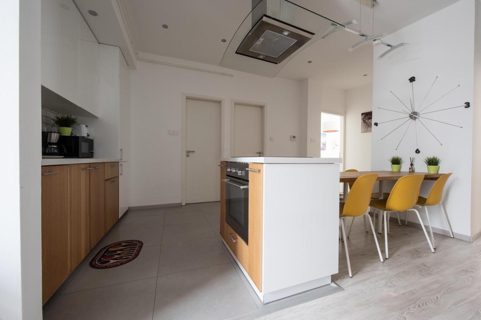Modern Downtown Retreat At Akacfa 36 Apartament Budapesta